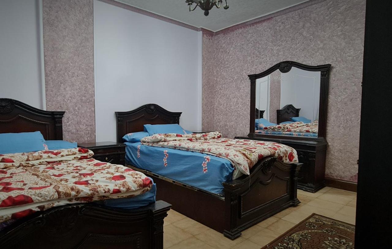 Comfy 3 Bedrooms Apartment In Cairo 87 Екстериор снимка