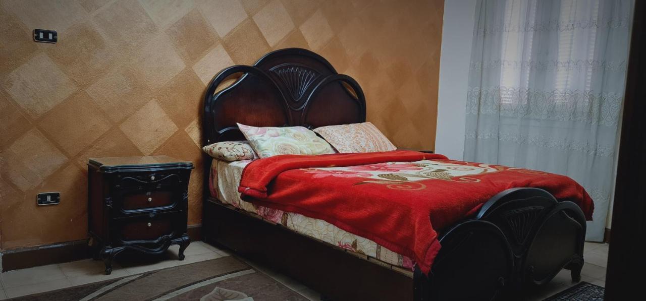 Comfy 3 Bedrooms Apartment In Cairo 87 Екстериор снимка
